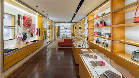 louis vuitton roma condotti|louis vuitton store roma italy.